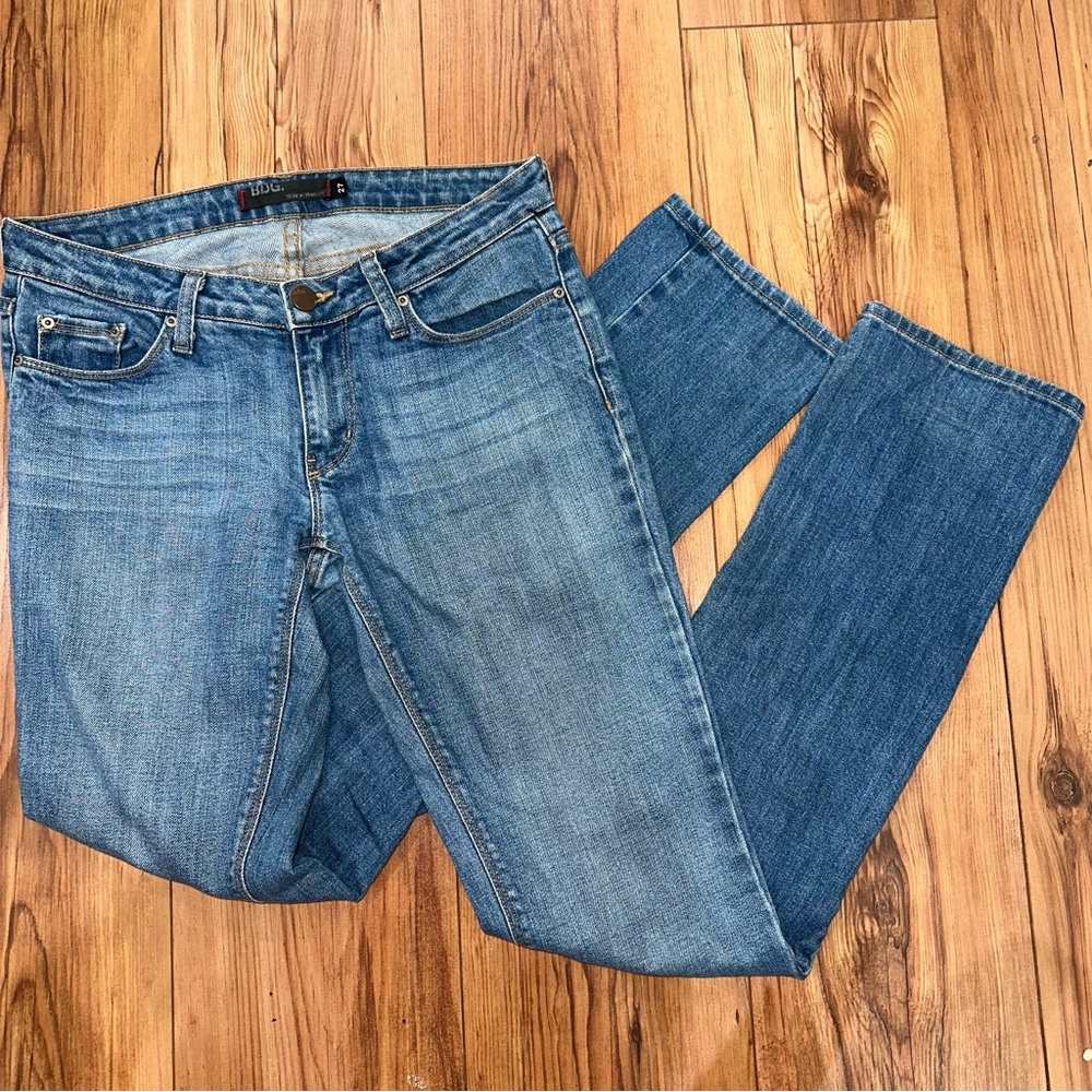 BDG Y2k Women's Slim Straight Low Rise Medium Wash Denim Jeans Size 27